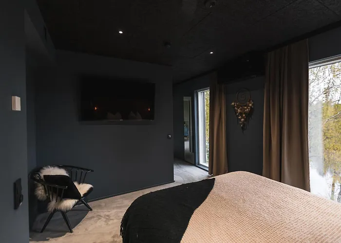 New Arctic Loft-style Dream Willa *